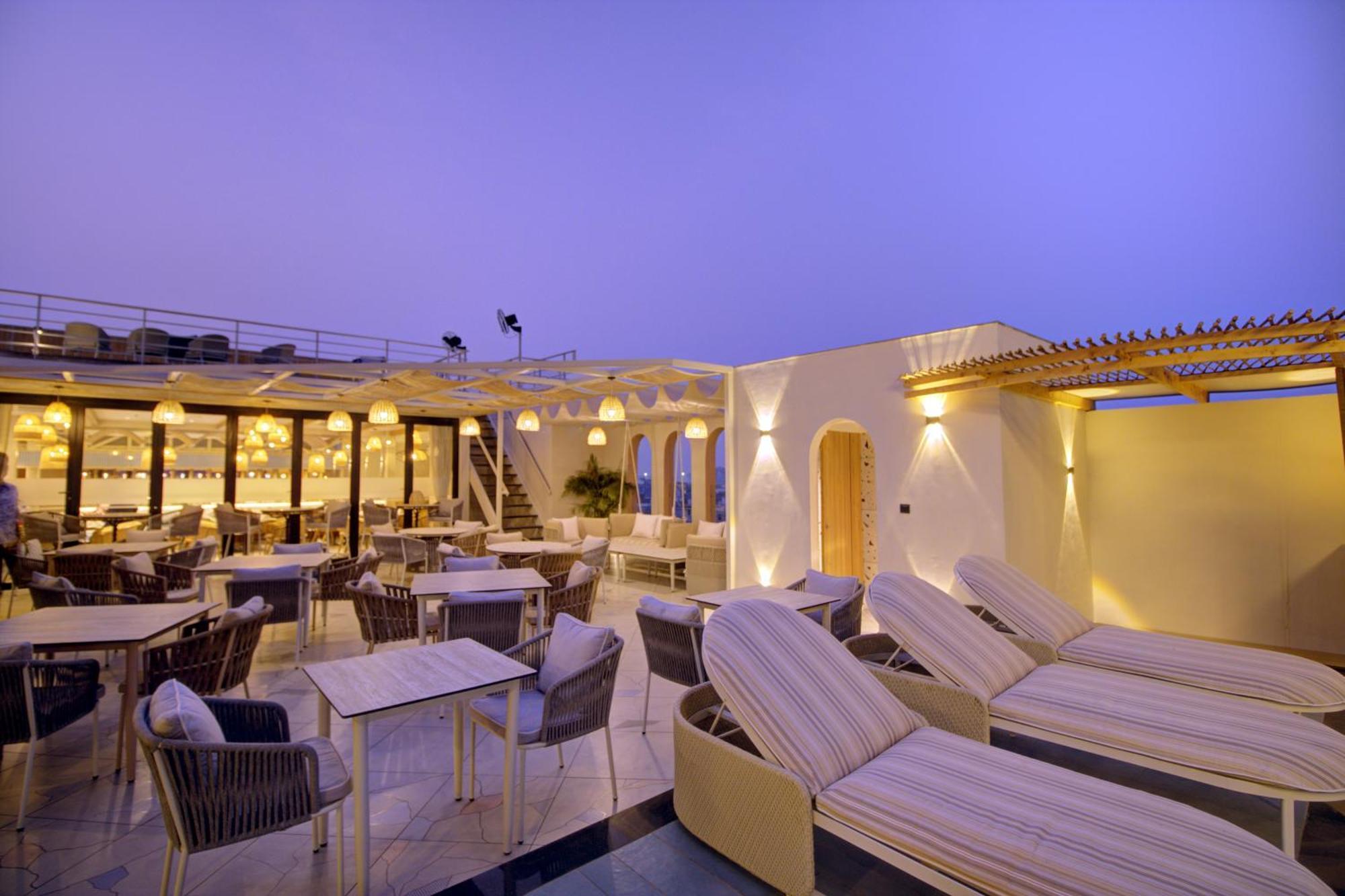 Faizābād Cygnett Collection K K Hotel מראה חיצוני תמונה